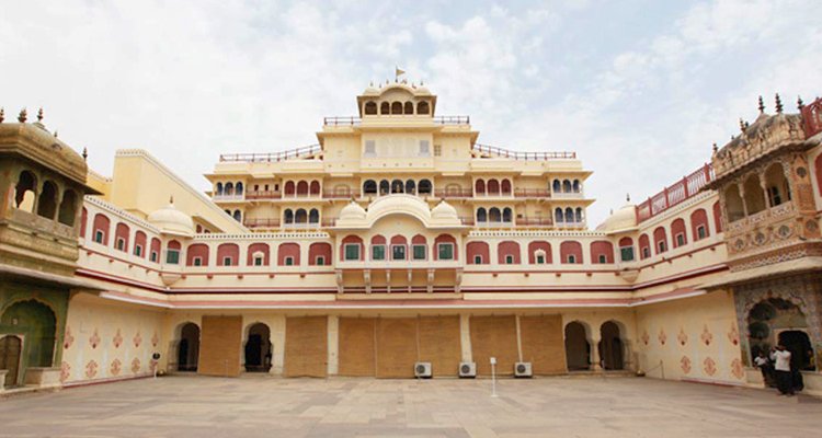 Jaipur Ajmer Pushkar Package with Flights  - Image 5