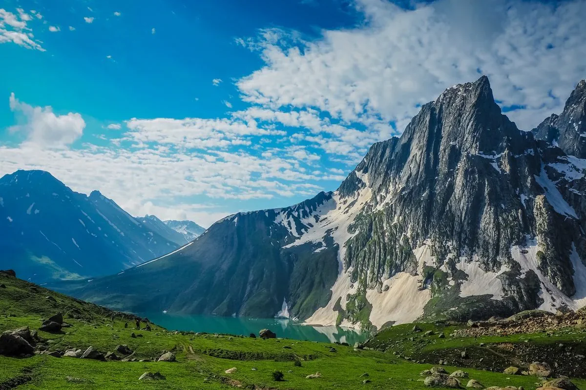 Kashmir Scenic Escape – 3 Nights / 4 Days - Image 3