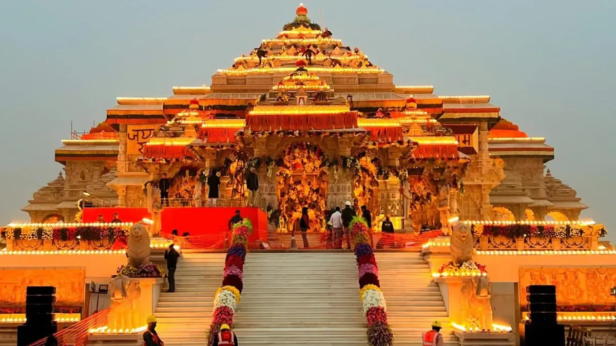 Kashi Gaya Prayagraj Ayodhya Tour Package 5 Nights 6 Days with VIP Kashi Vishwanath Darshan