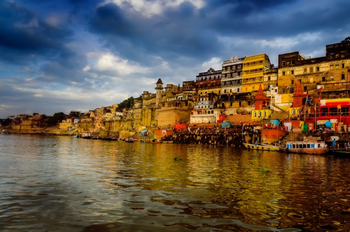 Kashi Prayagraj Ayodhya Tour Package 4 Nights 5 Days with VIP Kashi Vishwanath Darshan & Flights