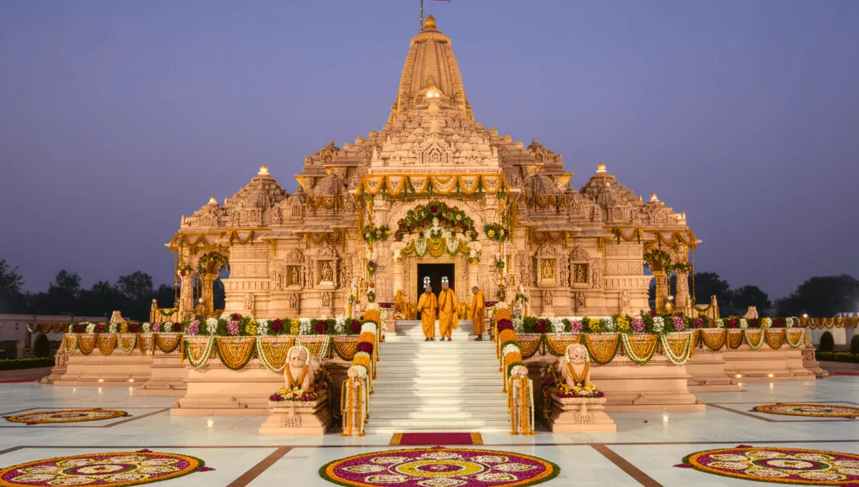 Kashi Prayagraj Ayodhya Tour Package 4 Nights 5 Days with VIP Kashi Vishwanath Darshan & Flights - Image 3