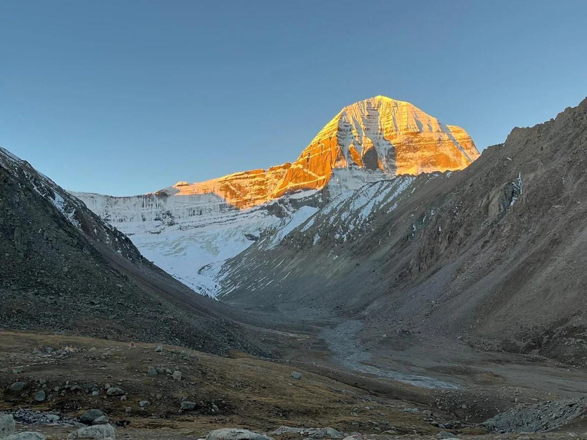 Kailash Mansarovar Aerial Darshan Tour Package Including Flights - Image 2