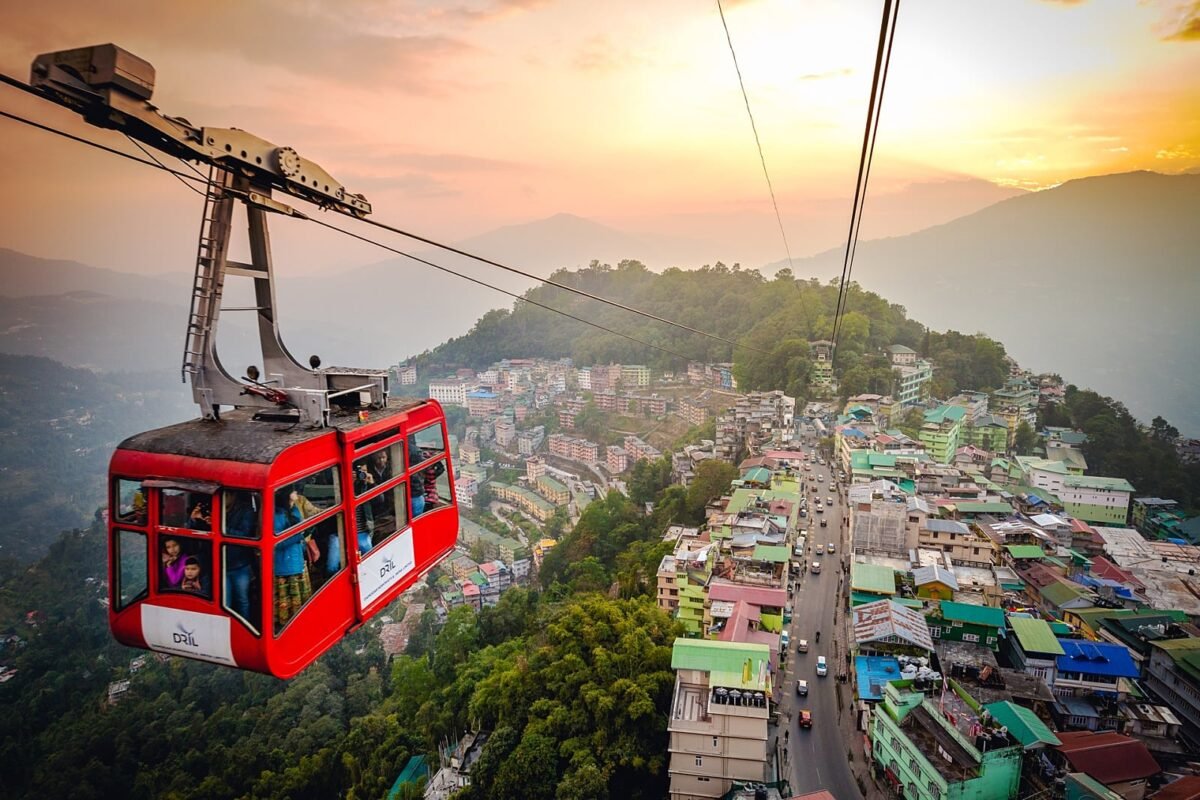 Sikkim Darjeeling Tour Package  Including Flights & Premium Inclusions