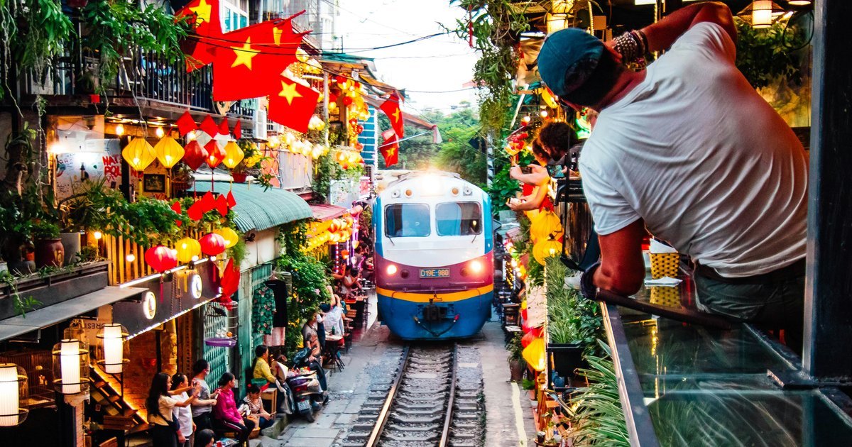 Vietnam Premium Tour Package including 5 Star Cruise Stay With Flights  - Image 5